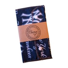 Load image into Gallery viewer, Retired Large Snappy Sandwich Bags