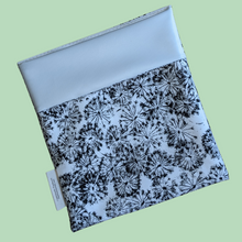 Load image into Gallery viewer, Wholesale Reusable Snack/Sandwich Bags
